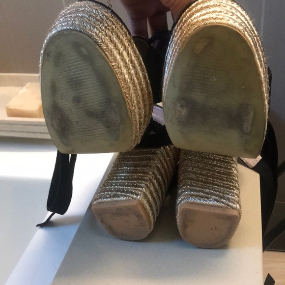 Platforms in Great Condition! - Picture 4 of 5